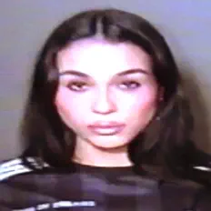 Hör dir tommy an, schau dir Musikvideos an, lies die Biografie, finde Tourdaten und mehr!