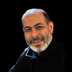 Omid Abtahiを聴いたり、ミュージックビデオを鑑賞したり、経歴やツアー日程などを確認したりしましょう！