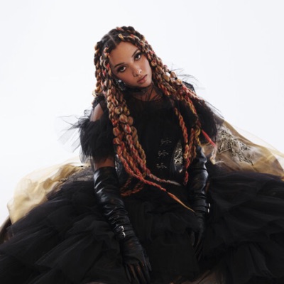 Listen to Goldiie Lux, watch music videos, read bio, see tour dates & more!