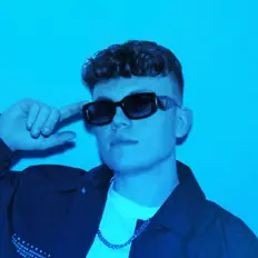 Listen to Liam Cox, watch music videos, read bio, see tour dates & more!