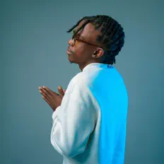 Hör dir Banger Afrika an, schau dir Musikvideos an, lies die Biografie, finde Tourdaten und mehr!