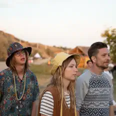 Ascolta ИЛИ, guarda video musicali, leggi la biografia, vedi le date del tour & altro!