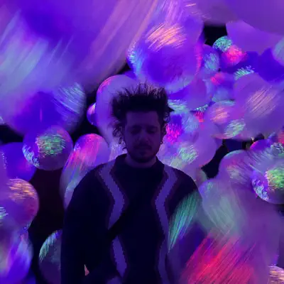 Listen to Atahan Kahraman, watch music videos, read bio, see tour dates & more!