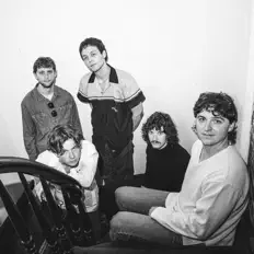 Poslechněte si interpreta Dallas Wax, sledujte hudební videa, přečtěte si životopis, podívejte se na data turné a další informace.