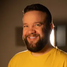 Poslechněte si interpreta de_boggi, sledujte hudební videa, přečtěte si životopis, podívejte se na data turné a další informace.