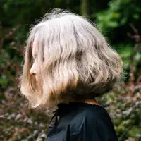 Escucha a undefined, mira videos musicales, lee su biografía, consulta las fechas de las gira y más.