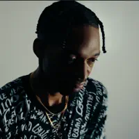 Écoutez undefined, regardez des vidéoclips, lisez la biographie, consultez les dates de tournée et plus encore !
