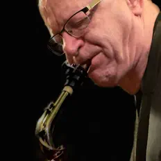 Dengarkan Steve Duke, tonton video musik, baca bio, lihat tanggal tur & lainnya!