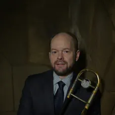 Luister naar Matthew McDonald, bekijk muziekvideo's, lees de bio, bekijk de tourdata, en meer!