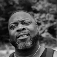 Dengarkan undefined, tonton video musik, baca bio, lihat tanggal tur & lainnya!