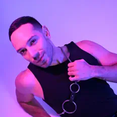 Listen to Franco Sanz, watch music videos, read bio, see tour dates & more!