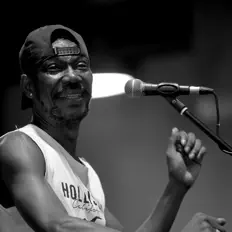 Listen to Samy Succes, watch music videos, read bio, see tour dates & more!
