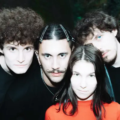 Listen to cólgate, watch music videos, read bio, see tour dates & more!