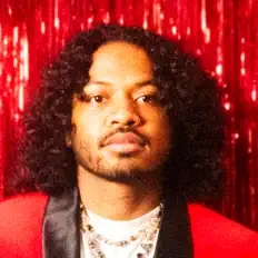 聆聽 DeShawn Rivers、觀看音樂影片、閱讀小傳、查看巡演日期等！