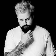 Dave Audéを聴いたり、ミュージックビデオを鑑賞したり、経歴やツアー日程などを確認したりしましょう！