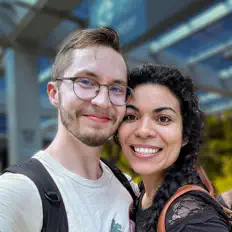 Ouve Arctic Rose, vê vídeos de música, lê a biografia, vê as datas da digressão e muito mais!