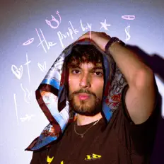 Escucha a NicolaCruz, mira videos musicales, lee su biografía, consulta las fechas de las gira y más.