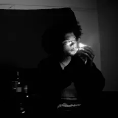 Mylin Cartierを聴いたり、ミュージックビデオを鑑賞したり、経歴やツアー日程などを確認したりしましょう！