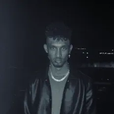 收听 Tswae、观看音乐视频、阅读小传、查看巡演日期等 ！