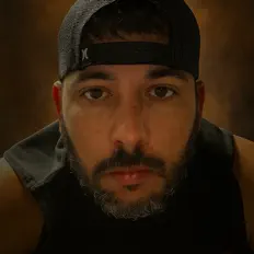 Escucha a Warn Torn, mira videos musicales, lee su biografía, consulta las fechas de las gira y más.