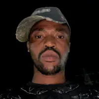 Escucha a undefined, mira videos musicales, lee su biografía, consulta las fechas de las gira y más.