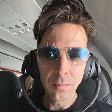 聆聽 Antonio Pellegrino、觀看音樂影片、閱讀小傳、查看巡演日期等！