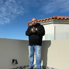 收听 Down LOW THA B365t、观看音乐视频、阅读小传、查看巡演日期等 ！