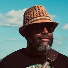 Escucha a Vasio L. Dunn, mira videos musicales, lee su biografía, consulta las fechas de las gira y más.