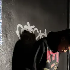 Posłuchaj wykonawcy roid, obejrzyj teledyski, przeczytaj biografię, zobacz daty tras koncertowych i nie tylko!