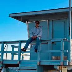 收听 Saele Prina、观看音乐视频、阅读小传、查看巡演日期等 ！