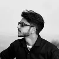 Posłuchaj wykonawcy undefined, obejrzyj teledyski, przeczytaj biografię, zobacz daty tras koncertowych i nie tylko!