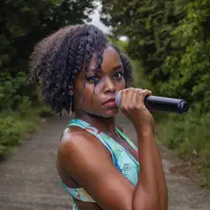 Hör dir Delma Perez an, schau dir Musikvideos an, lies die Biografie, finde Tourdaten und mehr!