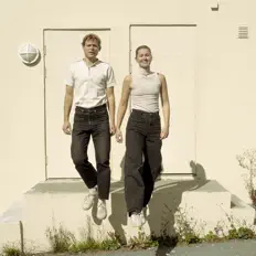 Escucha a Bitterfoyn, mira videos musicales, lee su biografía, consulta las fechas de las gira y más.