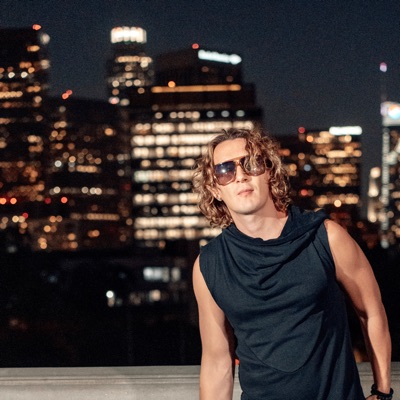 Listen to Igor Shek, watch music videos, read bio, see tour dates & more!