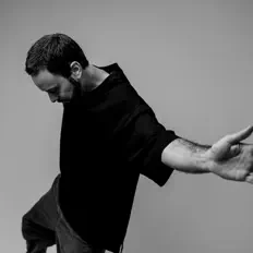 Ouve Timo Langner, vê vídeos de música, lê a biografia, vê as datas da digressão e muito mais!