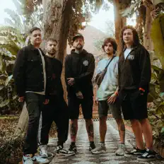 Hör dir Teksuo an, schau dir Musikvideos an, lies die Biografie, finde Tourdaten und mehr!