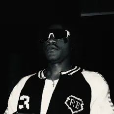 Posłuchaj wykonawcy Sins, obejrzyj teledyski, przeczytaj biografię, zobacz daty tras koncertowych i nie tylko!