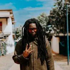 Kadna을(를) 듣고, 뮤직 비디오를 보고, 약력을 읽고, 투어 일정 등을 확인하세요!