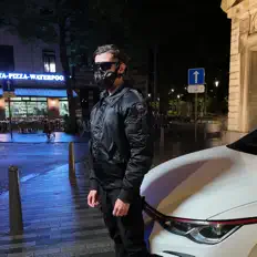 Dengarkan TPLR, tonton video musik, baca bio, lihat tanggal tur & lainnya!