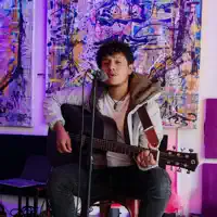 Ascolta undefined, guarda video musicali, leggi la biografia, vedi le date del tour & altro!