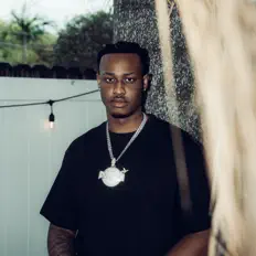 聆聽 DJ Mac、觀看音樂影片、閱讀小傳、查看巡演日期等！