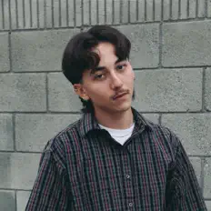 收听 Isaiah Galvan、观看音乐视频、阅读小传、查看巡演日期等 ！
