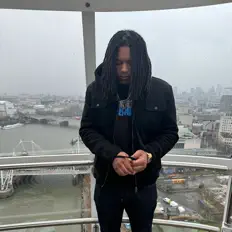 Luister naar King Ra, bekijk muziekvideo's, lees de bio, bekijk de tourdata, en meer!