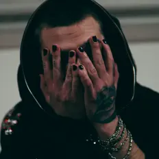 Escucha a AMUN HURTSOMEONE, mira videos musicales, lee su biografía, consulta las fechas de las gira y más.