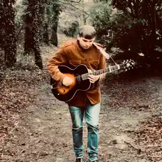 Dengarkan The Stranger In My Head, tonton video musik, baca bio, lihat tanggal tur & lainnya!