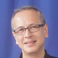 undefined을(를) 듣고, 뮤직 비디오를 보고, 약력을 읽고, 투어 일정 등을 확인하세요!