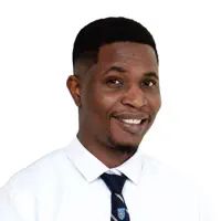 Hör dir undefined an, schau dir Musikvideos an, lies die Biografie, finde Tourdaten und mehr!