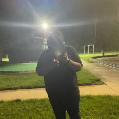 Dengarkan YoungLeek, tonton video musik, baca bio, lihat tanggal tur & lainnya!