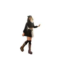 undefined dinle, müzik videolarını izle, biyografisini oku, tur tarihlerini ve daha fazlasını gör!