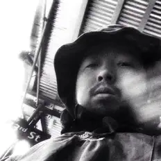 oldirtycoast을(를) 듣고, 뮤직 비디오를 보고, 약력을 읽고, 투어 일정 등을 확인하세요!